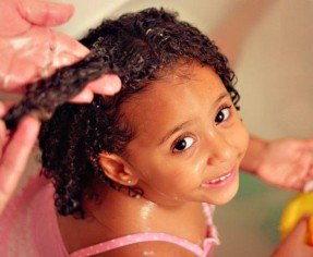 هل بروتين الشعر للاطفال امن ؟ و ما هو السن المناسب لعمله ؟