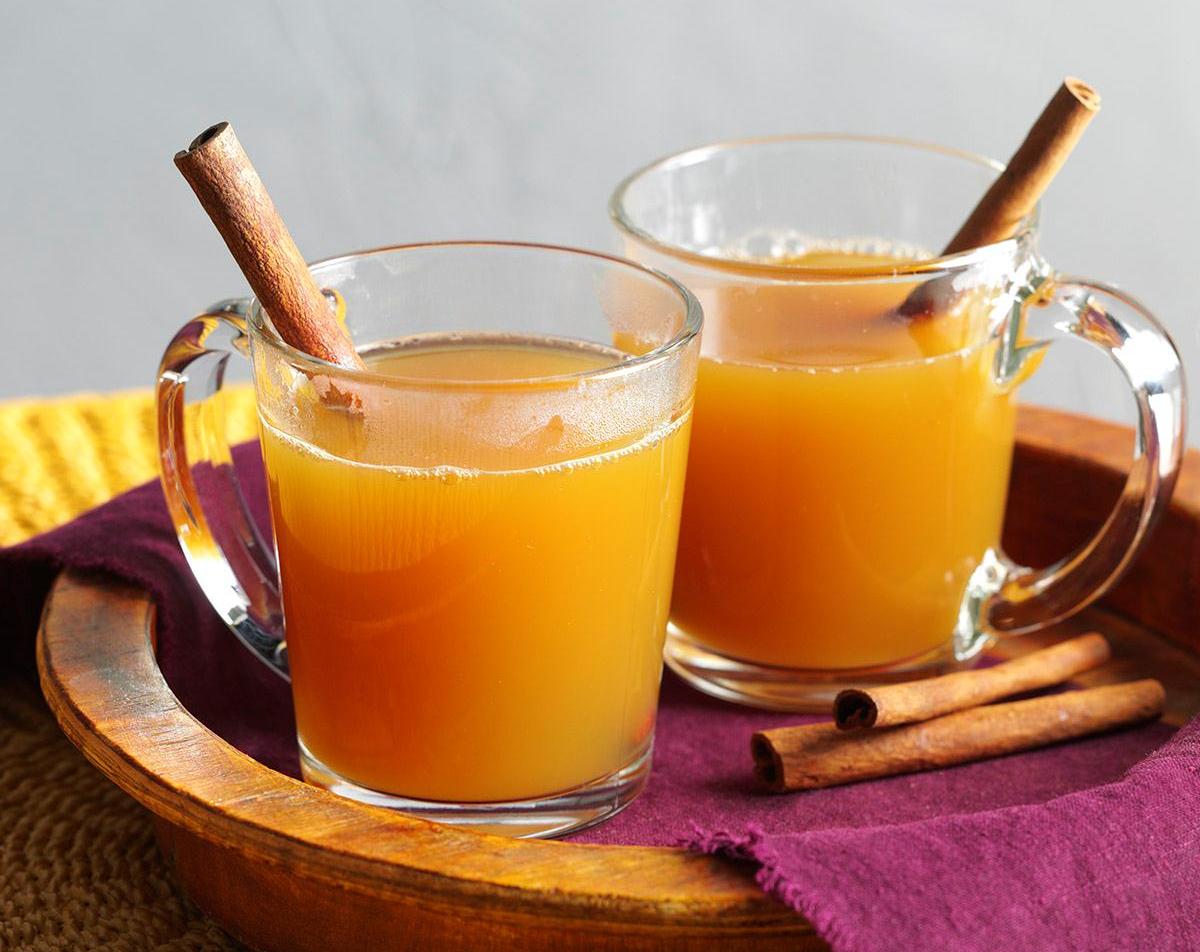 ماسكات البشرة الدهنية الطبيعية Spiced-Hot-Apple-Cider_EXPS_SDON16_172670_B06_09_1b